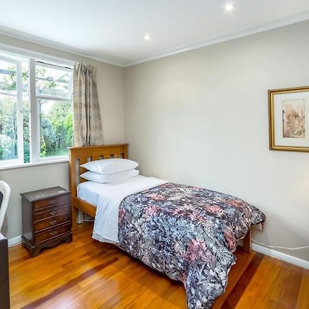 Syrah Serenity Martinborough Exterior photo